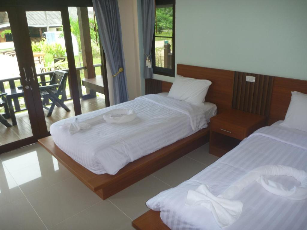 Phatcharee Resort Baan Tai Pokoj fotografie